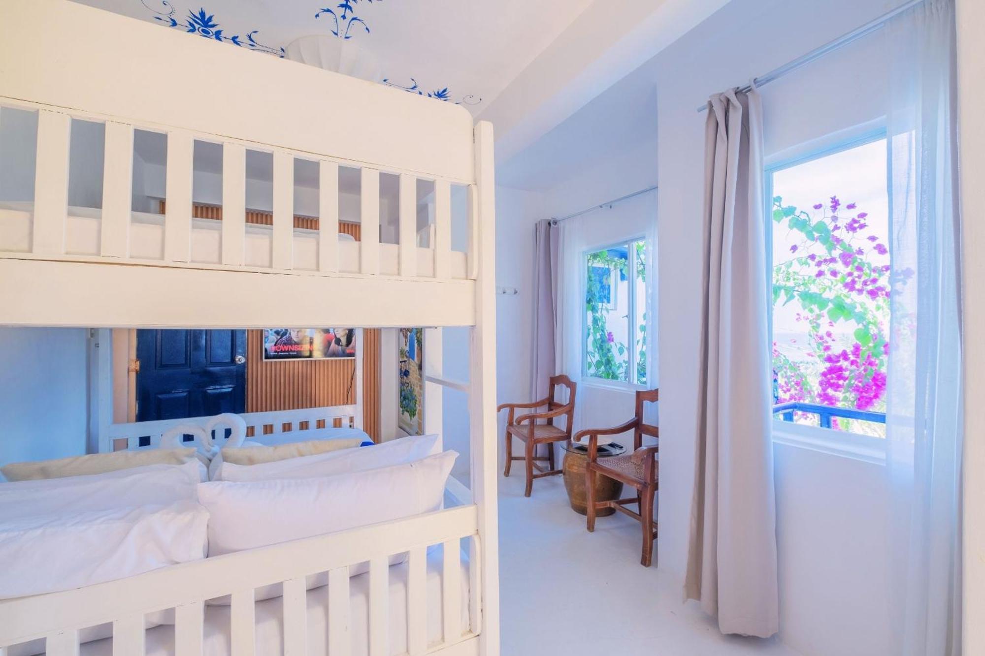 Club Monet Beachfront Resort By Cocotel Cabangan Cameră foto